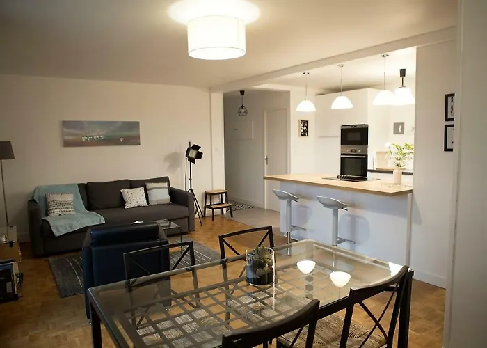 Bons Amis Apartment Dijon